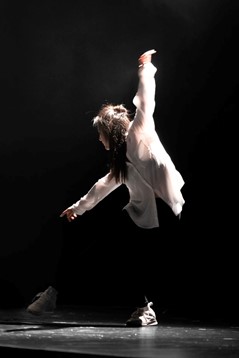 Theatre dance