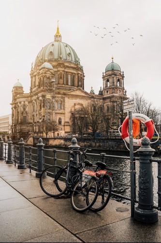 Rent a bike in Berlin