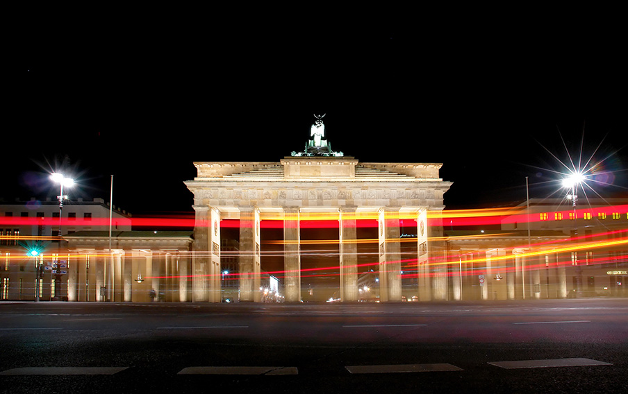 Tour Of Lights Preview Image Brandenburg Gate At Night